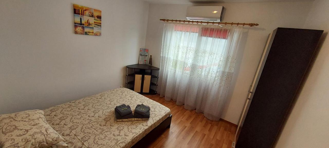 Orşova The View Apartment מראה חיצוני תמונה